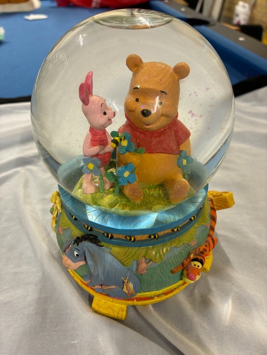Disney Other - Disney Store Winnie the Pooh Piglet Musical Snow Globe 1963 READ